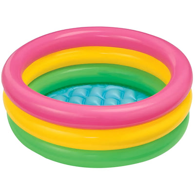 Bunte, luftgefüllte Kinderbadewanne mit drei Ringen für kleine Abenteurer und metern Länge